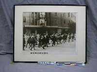 藏品(紀念抗日戰爭相關照片—日本戰俘遣返回國（翻拍）)的圖片